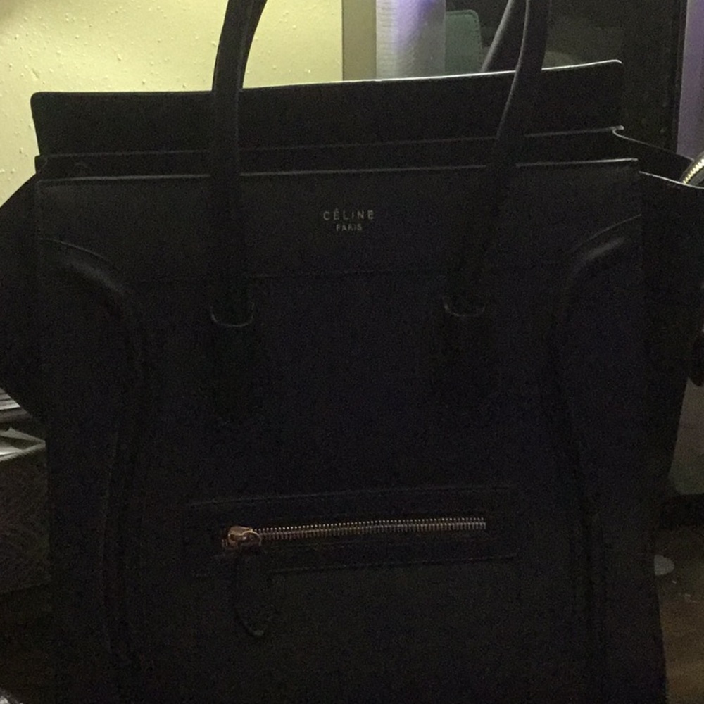 Mini luggage handbag in Drummed Calfskin black